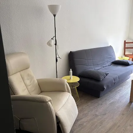 Apartamento à 10 Mn Du Centre Et De La *
